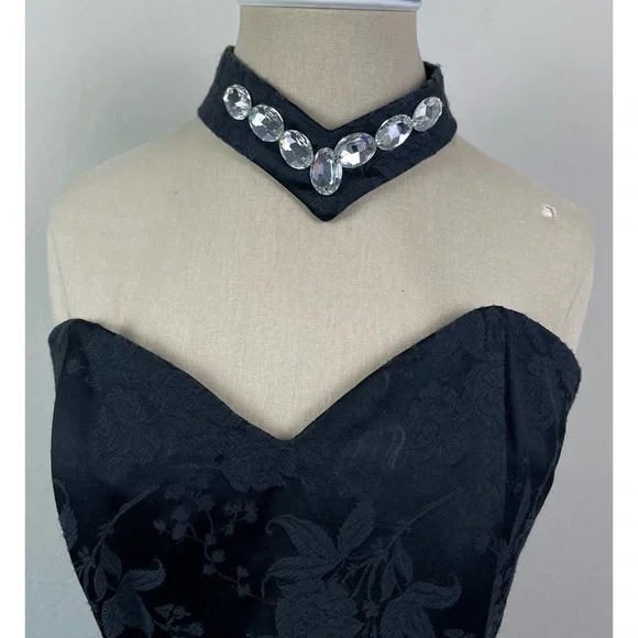 Jessica McClintock Gunne Sax Black Neck Accent Mini Dress - Picture 2 of 4